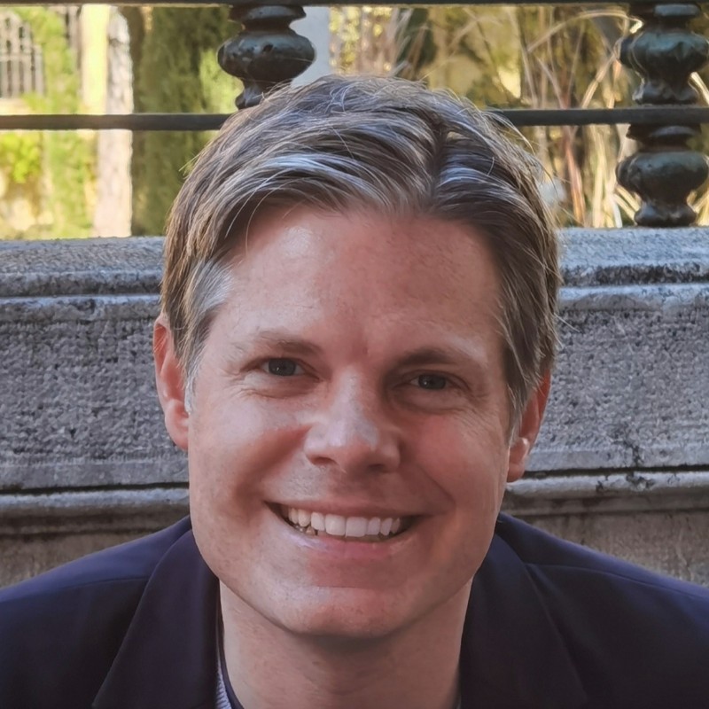 Adam Bishop - Traduttore Madrelingua Inglese di Articoli Scientifici